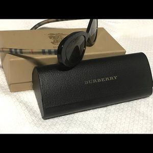Women’s Burberry sunglasses